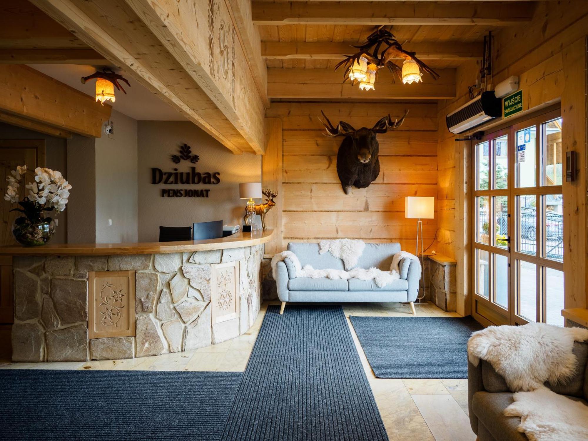 Pensjonat Dziubas: Ski & Thermal Spa Getaway Bialka Tatrzanska Exterior photo