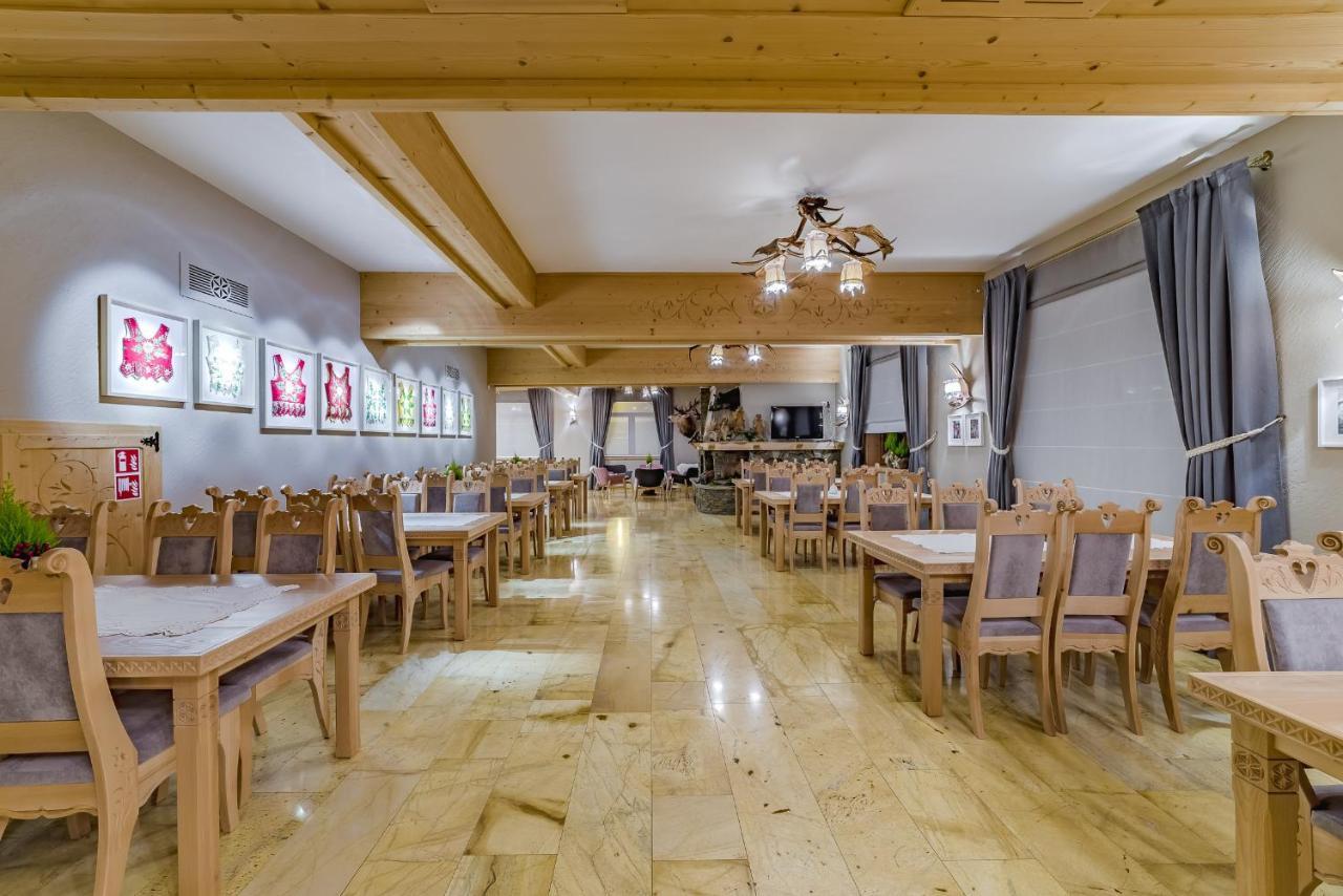 Pensjonat Dziubas: Ski & Thermal Spa Getaway Bialka Tatrzanska Exterior photo